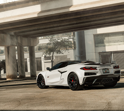Фото дисков Vossen LC3-01T на Chevrolet Corvette C8