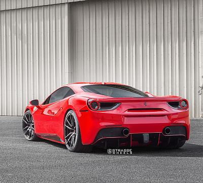 Фото дисков Strasse Wheels SV1 Deep Concave Monoblock на Ferrari 488