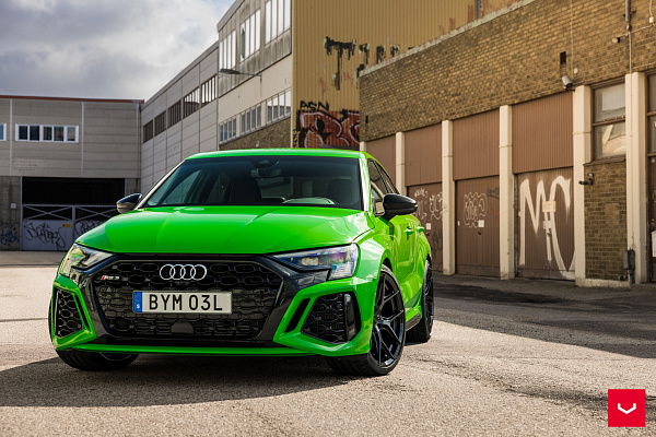 Фото дисков Vossen HF-5 Черный глянец на Audi A/S/RS 3 (8Y)