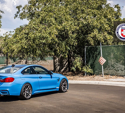 Фото дисков HRE S104 на BMW 4/M4 (F32/F82)
