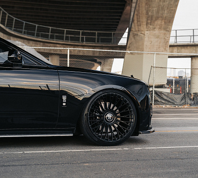 Фото дисков Vossen UV-6 на Rolls-Royce Ghost II