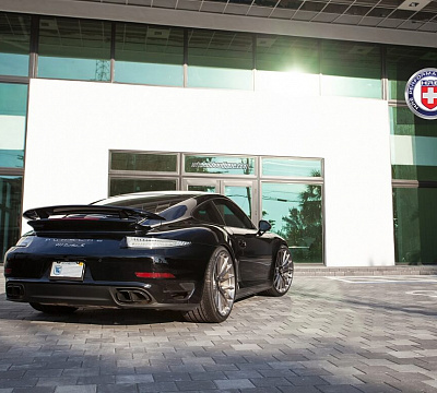 Фото дисков HRE P103 на Porsche 911 VII