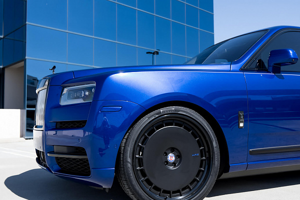 Фото дисков HRE 935 Черный сатин на Rolls-Royce Cullinan