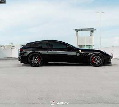Фото дисков Anrky S1-X1 на Ferrari GTC4Lusso