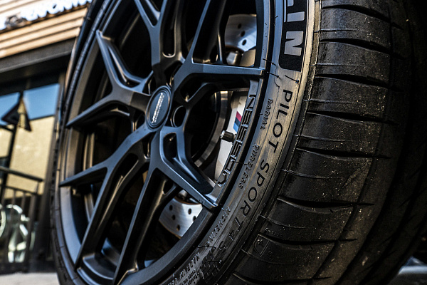 Фото дисков Vossen HF-5 Черный сатин на BMW 2/M2 (F22/F87)