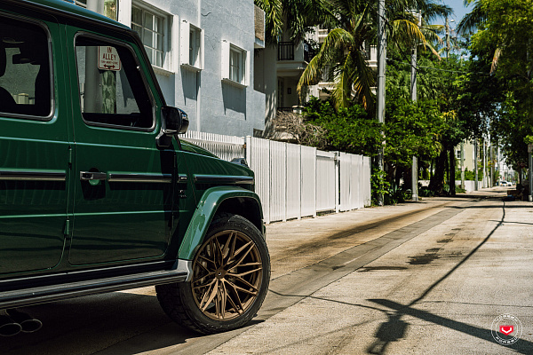 Фото дисков Vossen S21-02 Сатиновая бронза на Mercedes-Benz G-Class III