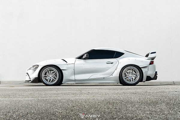 Фото дисков Anrky S3-X3 Полированный лак на Toyota Supra A90