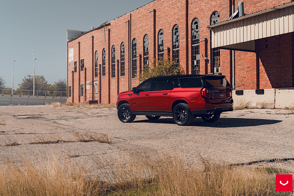 Фото дисков Vossen HF6-4 Черный глянец на GMC Yukon V