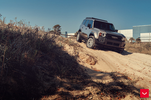 Фото дисков Vossen HFX-1 (6-Lug) Серебро на Toyota Land Cruiser Prado 250