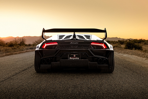 Фото дисков Brixton Forged PF7 Aerotech Глянцевая бронза на Lamborghini Huracan