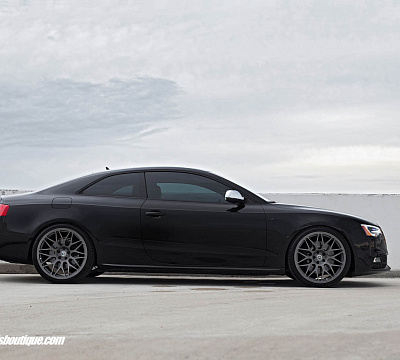 Фото дисков HRE 300M на Audi A/S/RS 5 (8T)