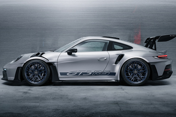 Фото дисков Brixton Forged PF14 R / RS Синий сатин на Porsche 911 VIII