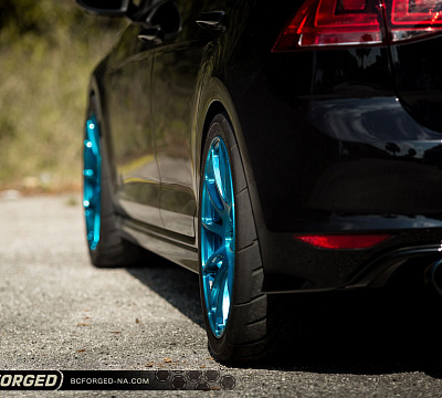Фото дисков BC Forged RS43 на Volkswagen Golf VII