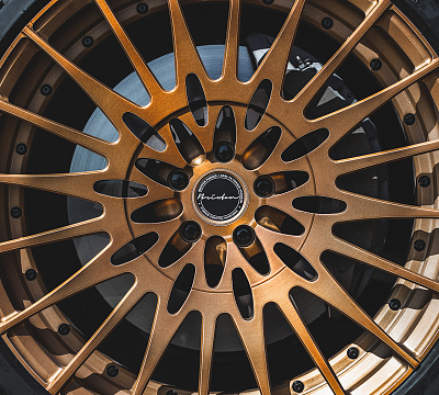 Фото дисков Brixton Forged HS1 на Audi E-tron