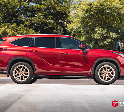 Фото дисков Vossen EVO-4 на Toyota Highlander U70