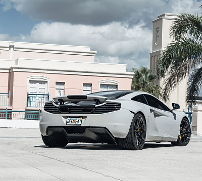 Фото дисков Anrky AN24 на McLaren 12C