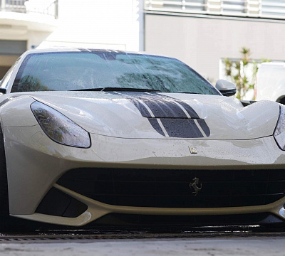 Фото дисков HRE P204 на Ferrari F12