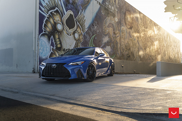 Фото дисков Vossen HF-5 Черный глянец на Lexus IS III
