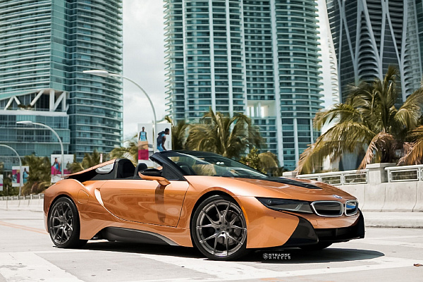 BMW i8 Roadster