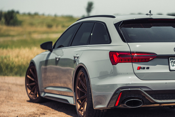 Фото дисков Brixton Forged R11-R Сатиновая бронза на Audi A/RS 6 (C8)