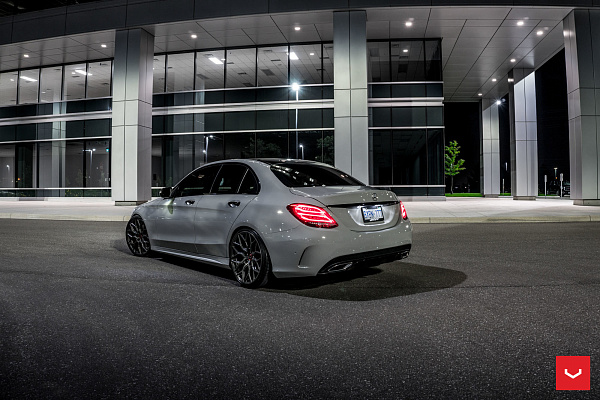 Фото дисков Vossen HF-2 Сатиновый графит на Mercedes-Benz C-Class (W205)