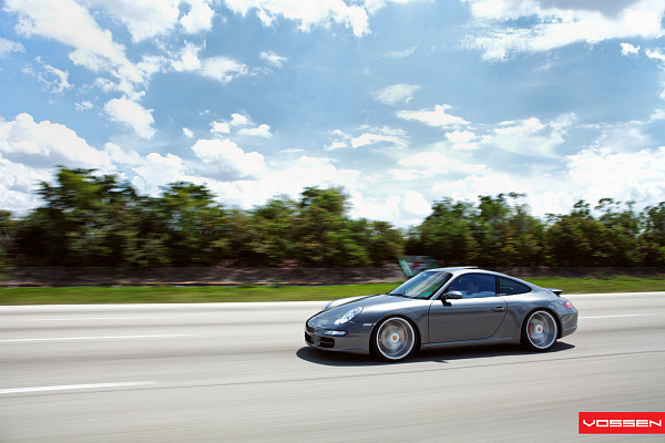 Фото дисков Vossen CV3 Серебро на Porsche 911 VI