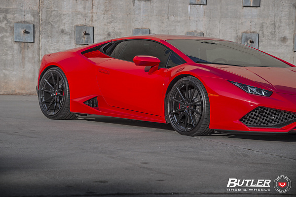 Фото дисков Vossen M-X2 Черный глянец на Lamborghini Huracan
