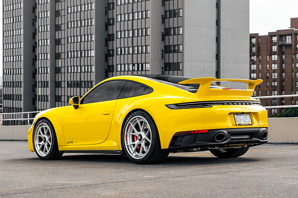 Фото дисков Strasse Wheels SM5R Deep Concave FS Сатиновый темный лак на Porsche 911 VIII