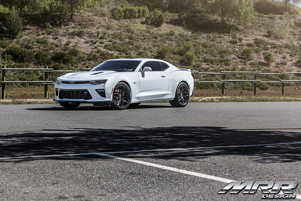 Фото дисков MRR FS01 Черный глянец на Chevrolet Camaro VI