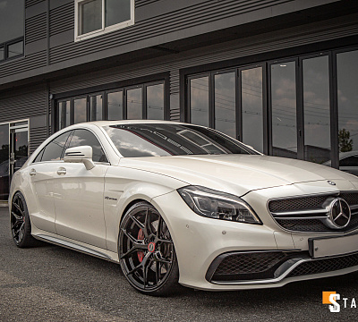 Фото дисков Vossen HF-5 на Mercedes-Benz CLS (C218)