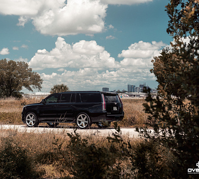 Фото дисков Vossen HF6-2 на Cadillac Escalade IV