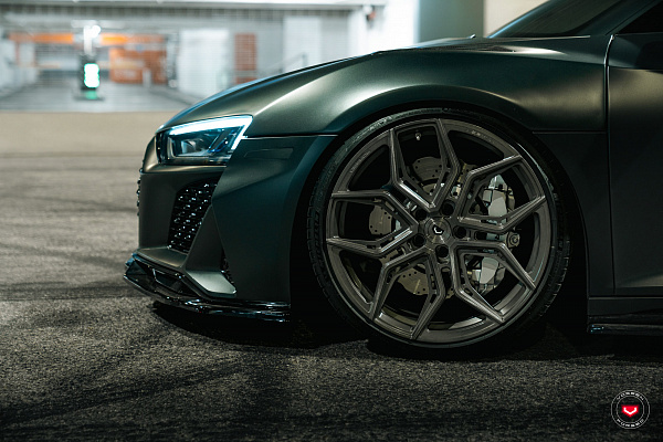 Фото дисков Vossen EVO-3R Глянцевый темный лак на Audi R8 (4S)
