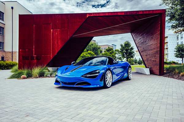 Фото дисков Strasse Wheels SV10 Deep Concave Duoblock Глянцевый лак на McLaren 720S