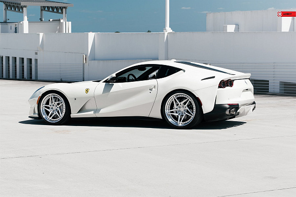 Фото дисков Anrky S3-X3 Глянцевый лак на Ferrari 812