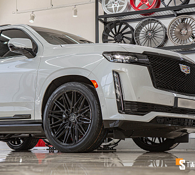 Фото дисков Vossen HF6-5 на Cadillac Escalade V