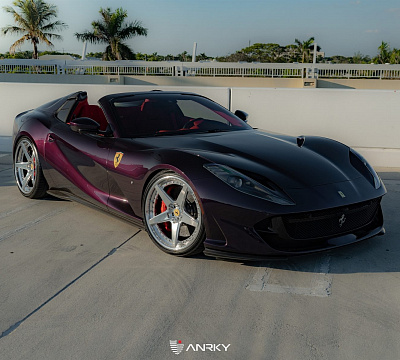Фото дисков Anrky RS5.3 на Ferrari 812