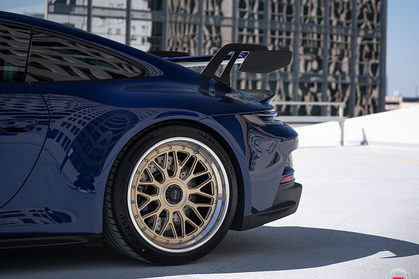 Фото дисков Vossen GEN-03 (3-piece) Сатиновая шампань на Porsche 911 VIII