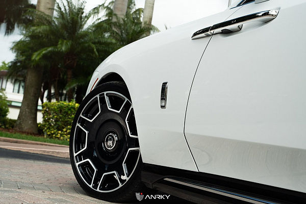 Rolls-Royce Spectre