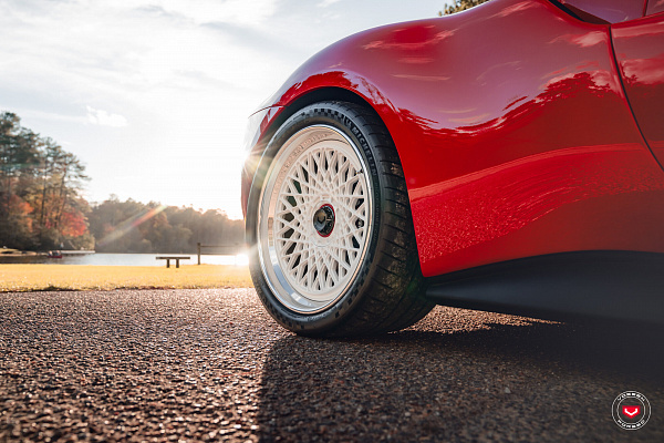 Фото дисков Vossen GEN-05 (3-piece) Белый глянец на Ferrari 296