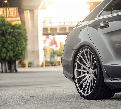 Фото дисков Vossen VFS-2 на Mercedes-Benz CLS (C218)