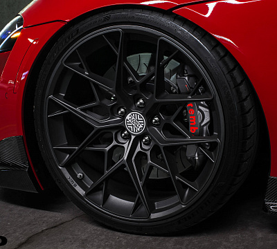 Фото дисков HRE FF10 на Toyota Supra A90