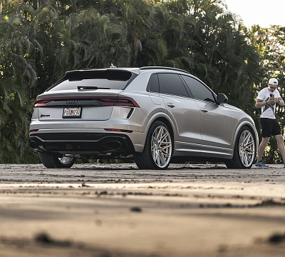 Фото дисков Vossen HF-7 на Audi Q8