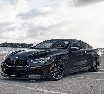Фото дисков Strasse Wheels SB1 Deep Concave Duoblock на BMW 8/M8