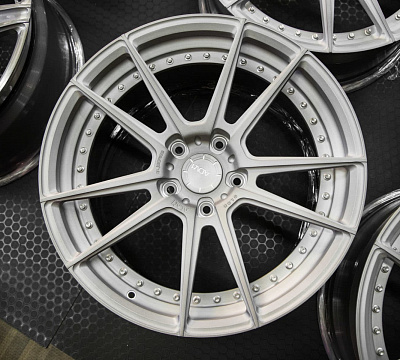 ADV.1 ADV5.2 M.V2 SL