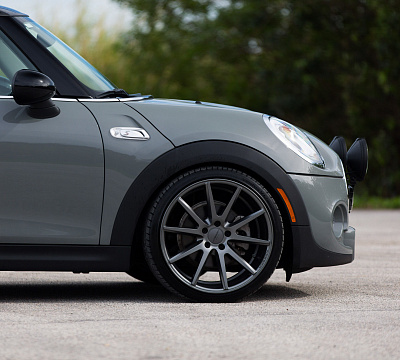 Фото дисков Vossen VFS-1 на MINI Cooper III