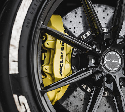 Фото дисков Brixton Forged R11-R на McLaren 720S