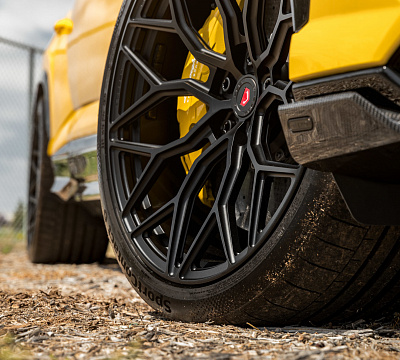 Фото дисков Vossen S17-01 на Lamborghini Urus