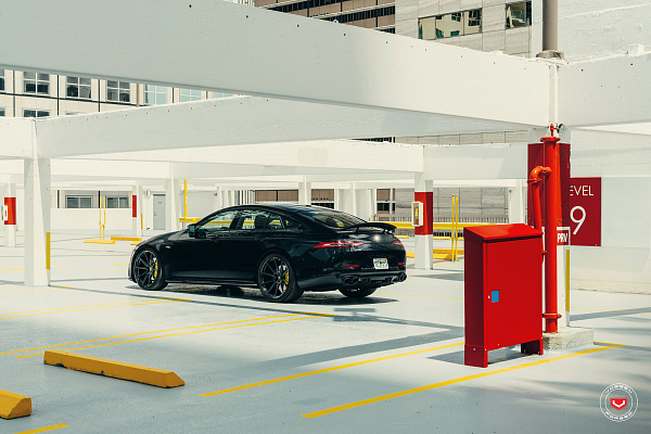 Фото дисков Vossen EVO-2 Черный глянец на Mercedes-Benz AMG GT I