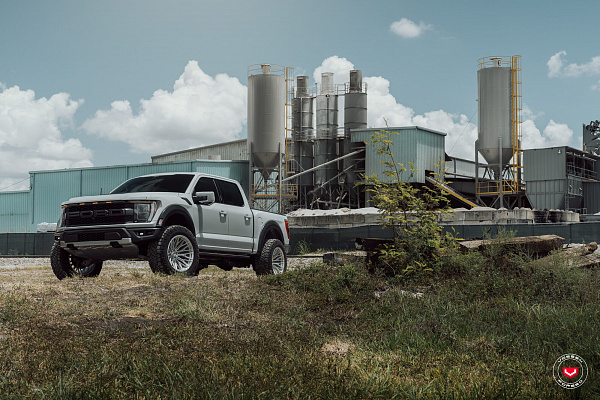 Фото дисков Vossen VFX-04 Глянцевый лак на Ford F-150 XIV