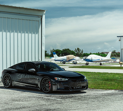 Фото дисков Vossen HF-4T на Audi E-tron GT